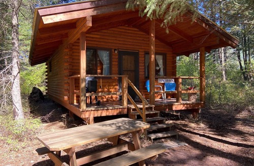 Columbia Falls Cabin | Tamarack Cabin at Columbia Mountain Ranch