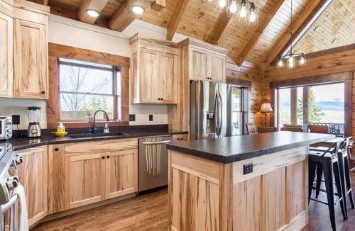 Leigh Creek Estates Cabin | Targhee Shadows - Tetons, Yellowstone, Hot Tub