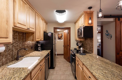 Teton Village Condo | Teewinot A1: Teton Village- Impressive-Ground Fl- Pool/Hot Tub Access