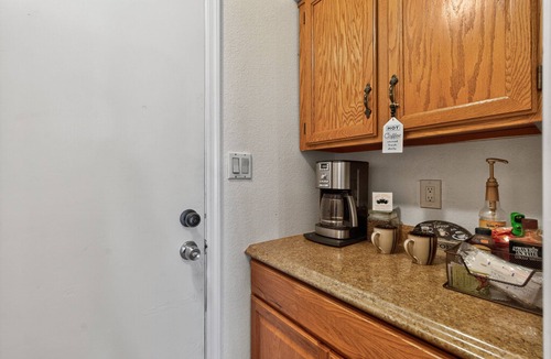 Tempe House | Tempe Oasis With Fire Pit & Bbq Lounge 2 Bedroom Home