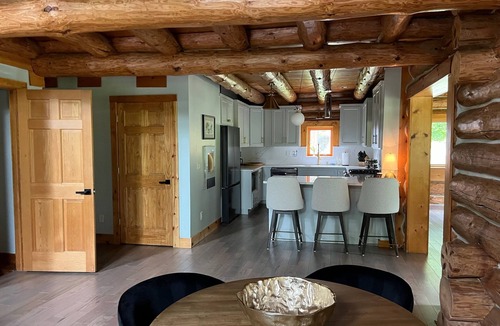 Rockbridge Cabin | Terrapin Hideaway's Loggerhead Main Lodge, Hocking Hills Logan Laureville Rockbridge Sleeps 16 Hot t.