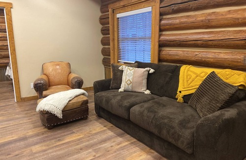 Columbia Falls Cabin | Teton Cabin- Columbia Mountain Ranch