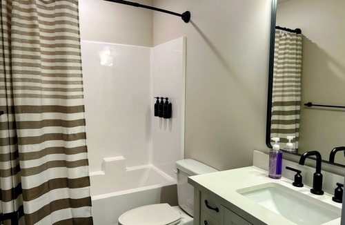 Driggs House | Teton Duo Side-by-Side Homes Hot Tub Walkable 6 Bedrooms Modern Luxury