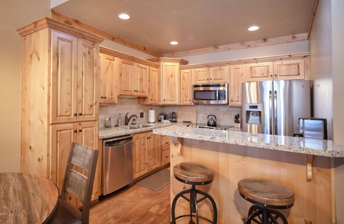 Victor Condo | Teton Springs Condo #206 in Victor w/A/C, W/D, WiFi, Balcony, Grill & Garage