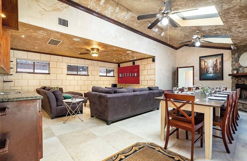 Spring Branch East House | Texas Big + Pool + Hottub + Bar + 8 bedroom+ Ping Pong + Mother-in-Law Suite