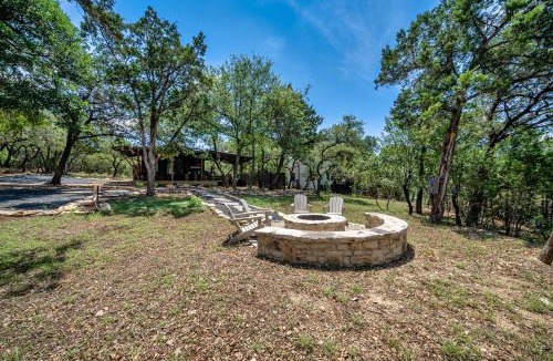 Wimberley House | Texas Retreat - Sunset Rock