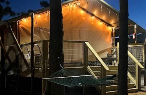 Fentress RV Rental | Texas Safari Tent Adventures Await in this Lovely San Marcos River Rental