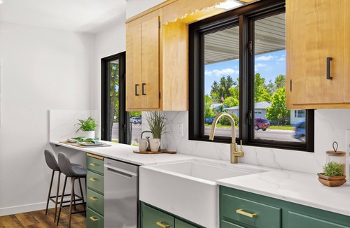 West End House | "That-Place!" Brand new remodel. 3 queen bedrooms, 2 full baths,2 living rooms.