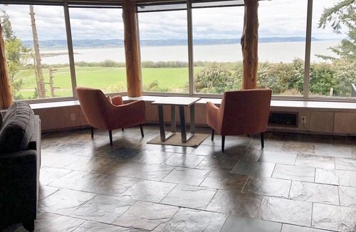 Camano Island House | The Alpaca Retreat - Luxury farm house with water view!