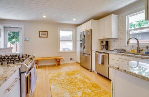 Southwest Minneapolis House | The Animal House: Curl Up and Stay Awhile