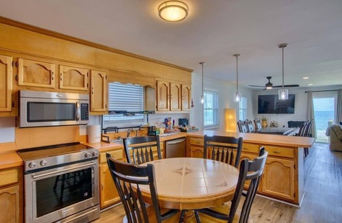 Ocean City Beach House | The Black Pearl - Oceanfront - North Topsail