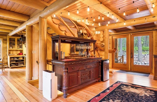 Clinton Cabin | The Blue Damsel - enjoy sleeping to the peaceful sounds of Rock Creek