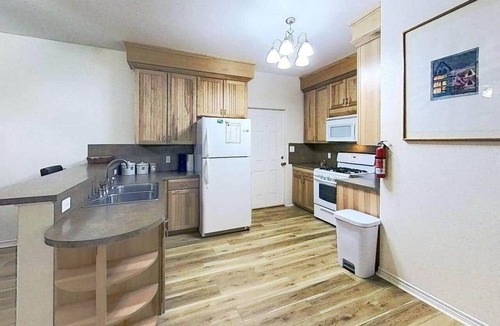 Heritage Apartment | The Bluebonnet