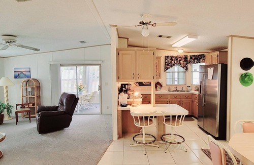 Edgewater House | The Breezy Retreat in Terra Mar!