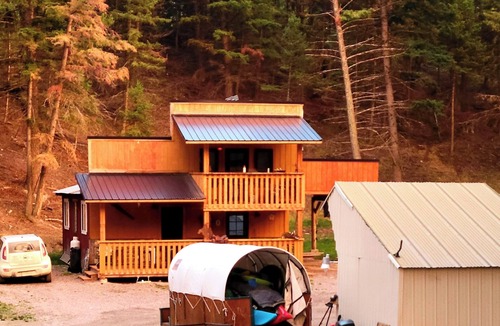 Kila House | (The Bugling Elk)