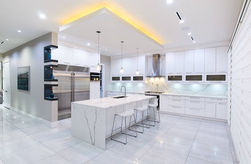 Burnaby House | The Chateau