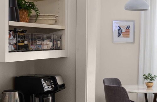 East Cesar Chavez House | The Chavez Social Club | The Poolside Basecamp (5BR)