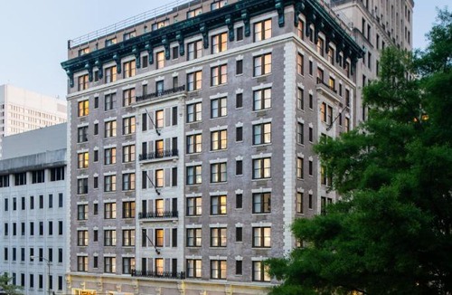 Downtown Richmond Hotel | The Commonwealth
