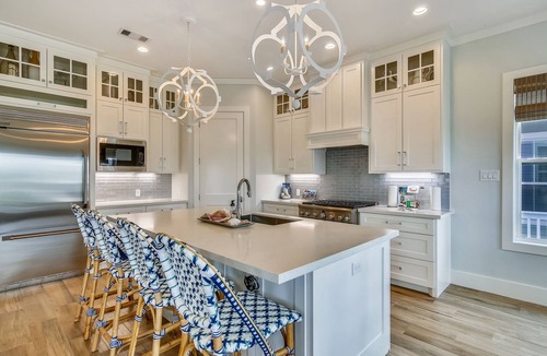 Beachside Village House | The Conch Castle | Hot Tub, Beach + Gulf Views!