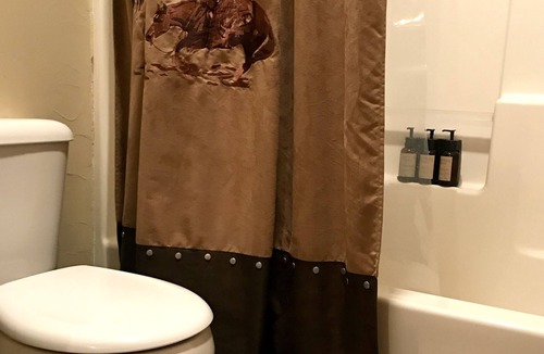 Gardiner Condo | The Corral 2 room apartment next to The Yellowstone Rive
