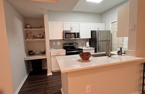 Energy Corridor Apartment | The Cozy Canvas 1-bedroom apartment with amenities in lovely Houston, No Stairs