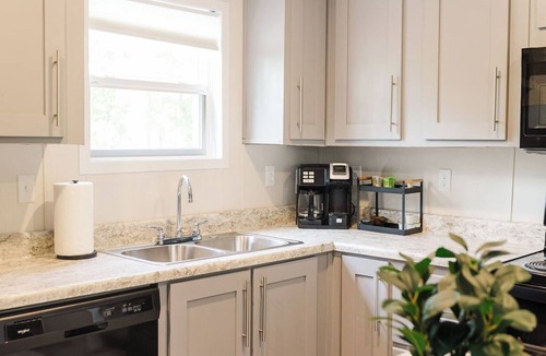 Leland House | The Creek Cottage - Waterfront Rental, Waterfront Rental Near Downtown Wilmington