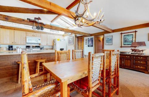 Jackson Hole House | The Director's Cabin