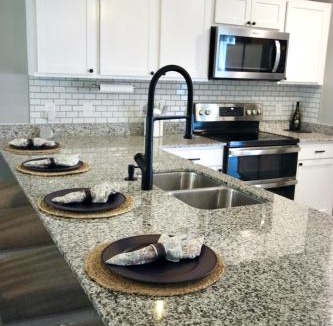Mocksville House | The DuPont Manor House at Ridgemont