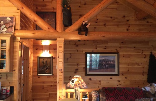 Philipsburg Cabin | The" Eaglesnest" Is A High End Cabin Over Looking Rock Creek.