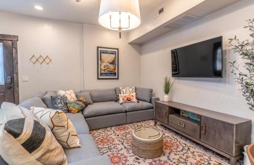 Bigfork Apartment | The Electric Bungalow