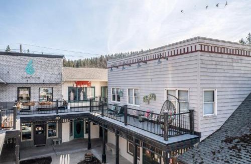 Bigfork Apartment | The Electric Bungalow