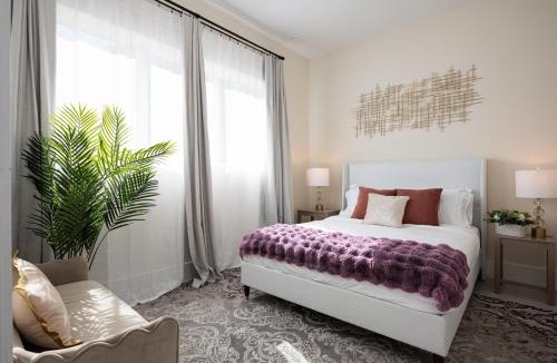 Washington Ave./ Memorial Park House | The Eterne Luxury, 4BR Rooftop - Garage, Rice Military Houston