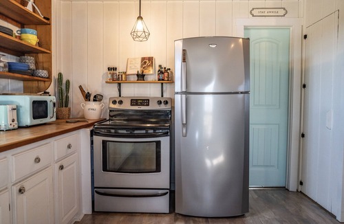 Fredericksburg House | The Farmhouse @ Spotted Sheep Farms - Close to town & wine
