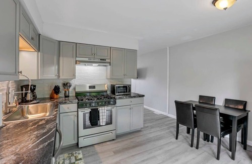 Gahanna Apartment | The Gahanna Ranch - 3 BR - Airport