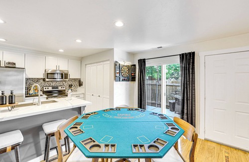 Southeast Boise Condo | ‘The Game Night Condo’ w/Patio in Boise!