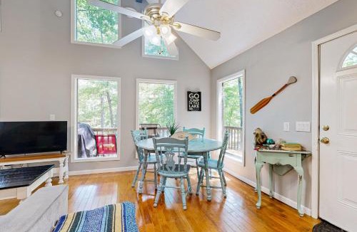 Iuka House | The Getaway-Pickwick Cabin