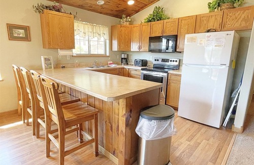 Hill City House | The Gold Mill Lovely Twin Home with Downtown View