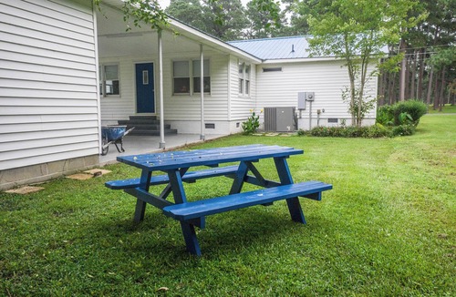 Whiteville House | The Golf House @ by Land O' Lakes Golf Course in Whiteville, NC