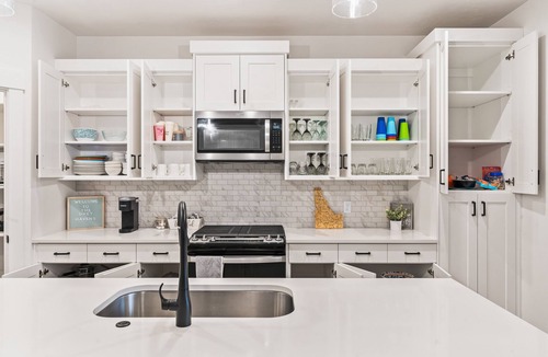 Southwest Ada County Alliance House | The Grey Havens-stunning new build family friendly with a laid back beach vibe.