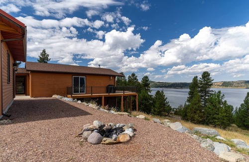 Georgetown Cabin | The Grizzly Den
