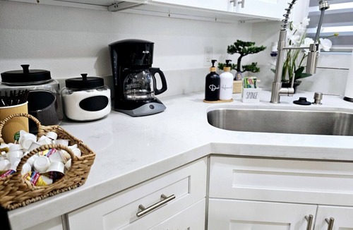 Clarkdale House | The Heart Of LA House