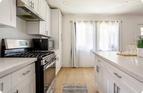 Clarkdale House | The Heart Of LA House