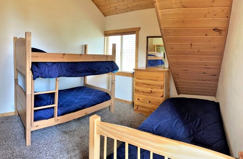 Island Park Hostel | The Hideaway Hostel near Yellowstone