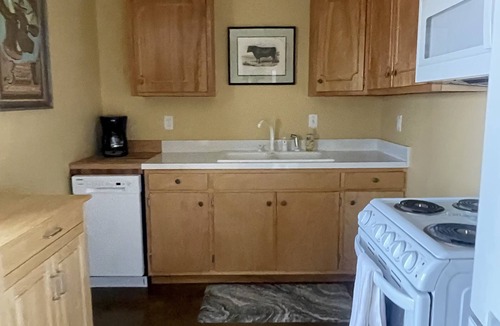 Cody House | The Hideaway Is The Place To Stay For Privacy, Relaxation, And Seclusion.