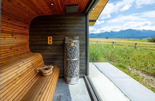 Charlo House | The Highlander Finnish Sauna
