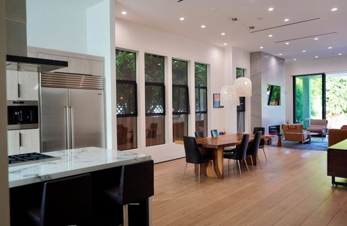 Fairfax District House | The Hollywood House Private Pool & Spa Modern Retreat.