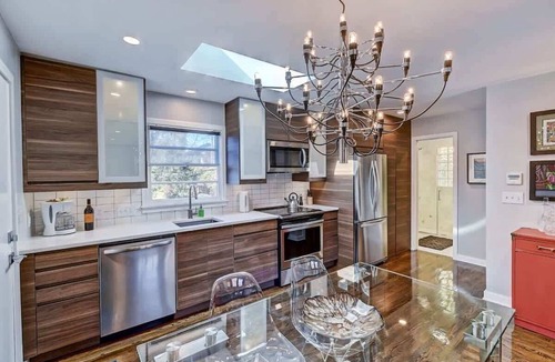 Cherry Condo | The Home Collection: King Suite in Myers Park near Uptown & Atrium CMC