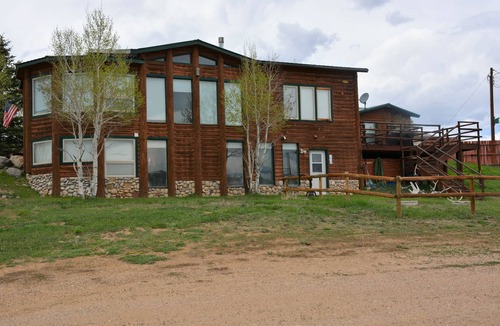 Walden House | The Huston Lodge by Walden, CO