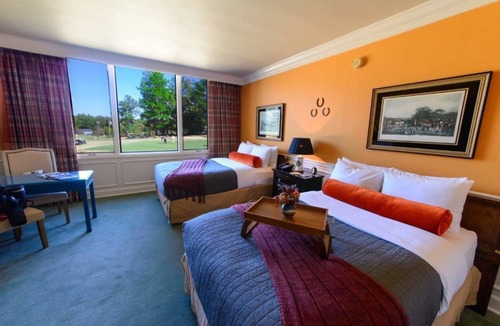 Houndslake Hotel | The Inn at Houndslake