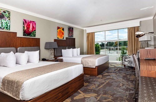 Lake City Hotel | The Inn at the Crossroads